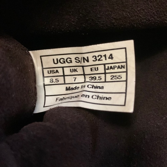 Ugg ladies boots. Size 8.5 - Picture 8 of 11